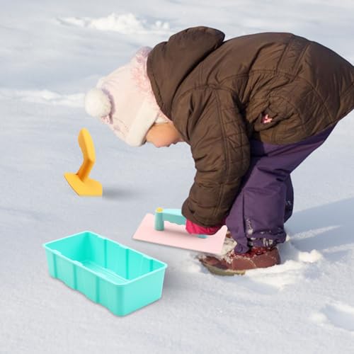 Snowball Maker and Snow Castle Building Kit T970531