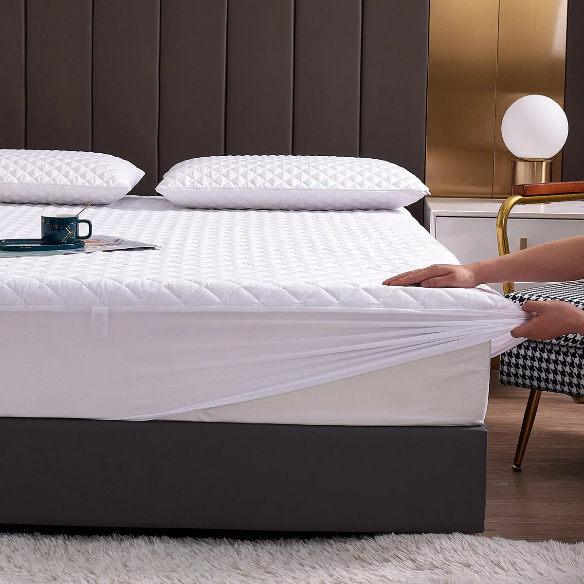 California King Waterproof Quilted Mattress Protector P69498