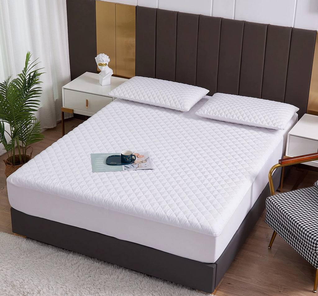 California King Waterproof Quilted Mattress Protector P69498
