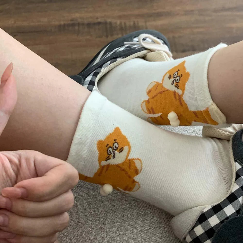 Cute Cat Cotton Socks with Pom Poms Q37170