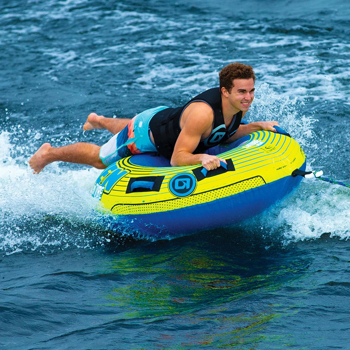 56 Inch Inflatable Towable Water Inner Tube V409857