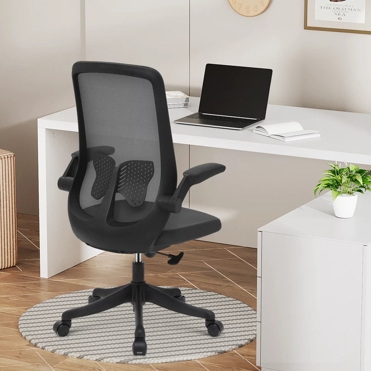 Black Adjustable Mesh Office Chair with Armrest K996