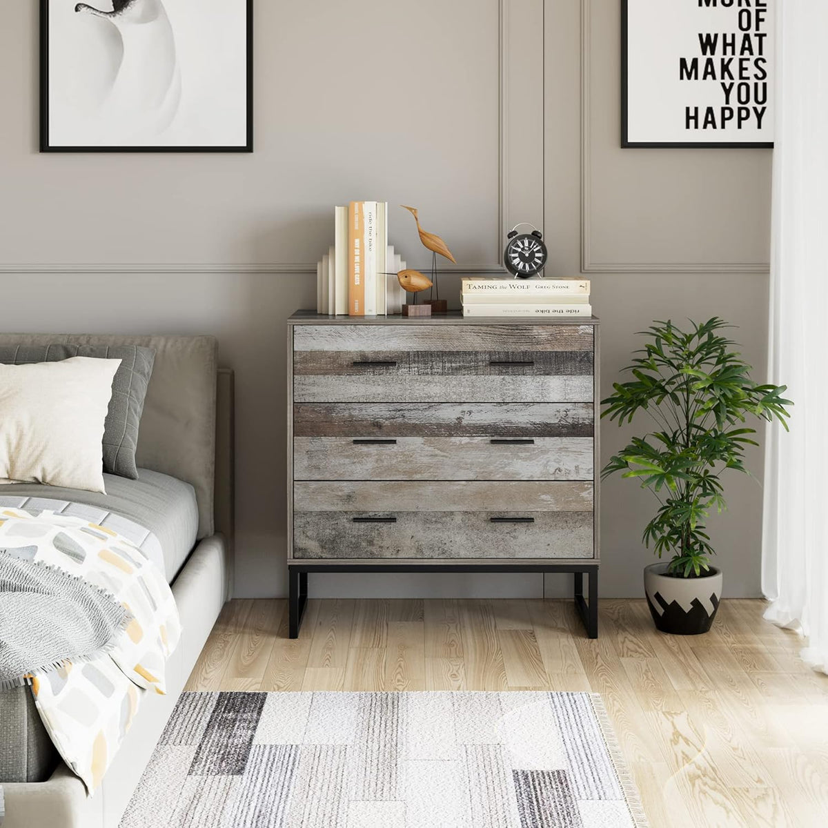 3 Drawer Chest Dresser with Solid Wood Frame and Metal Legs Z66425