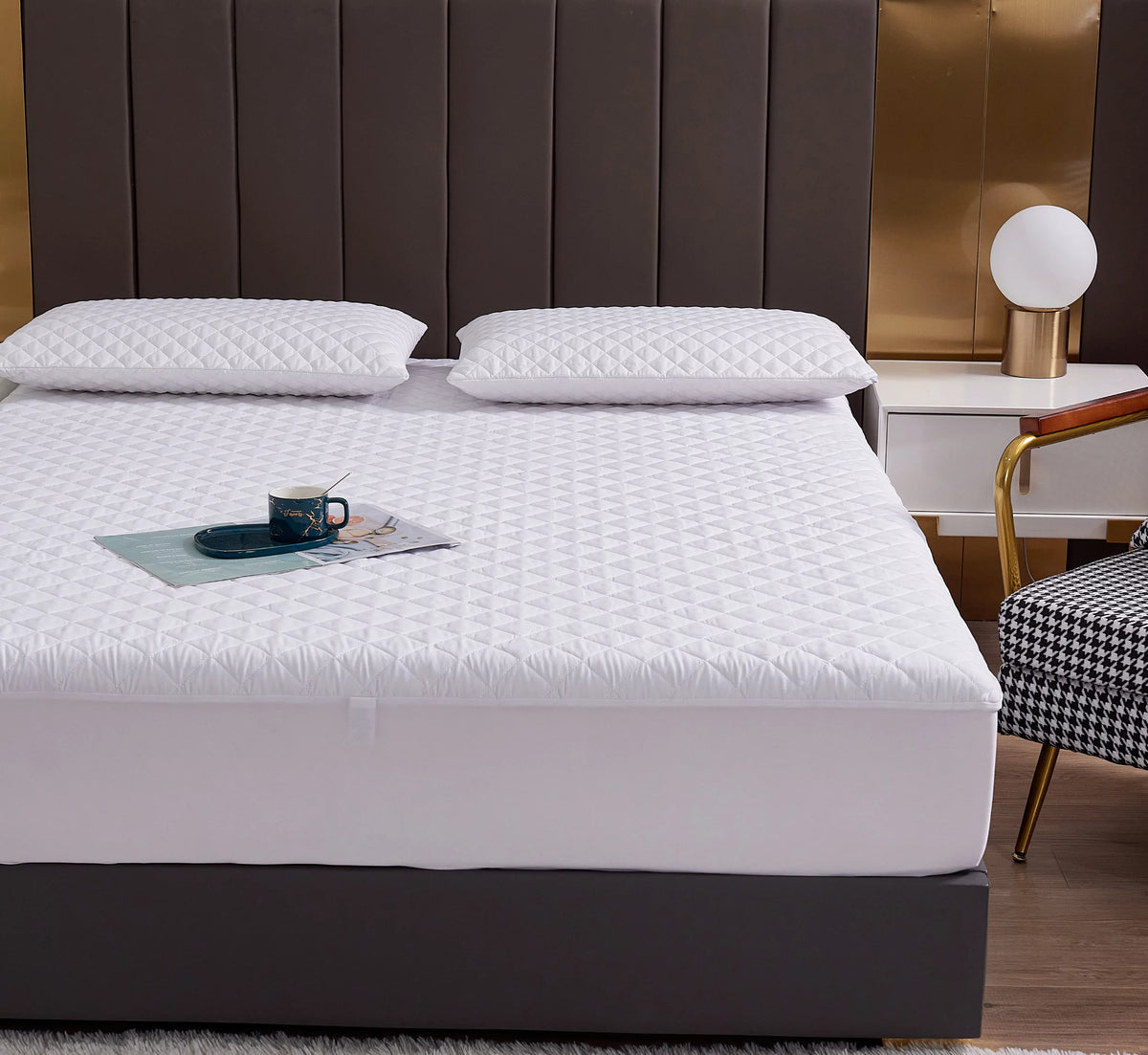 California King Waterproof Quilted Mattress Protector P69498