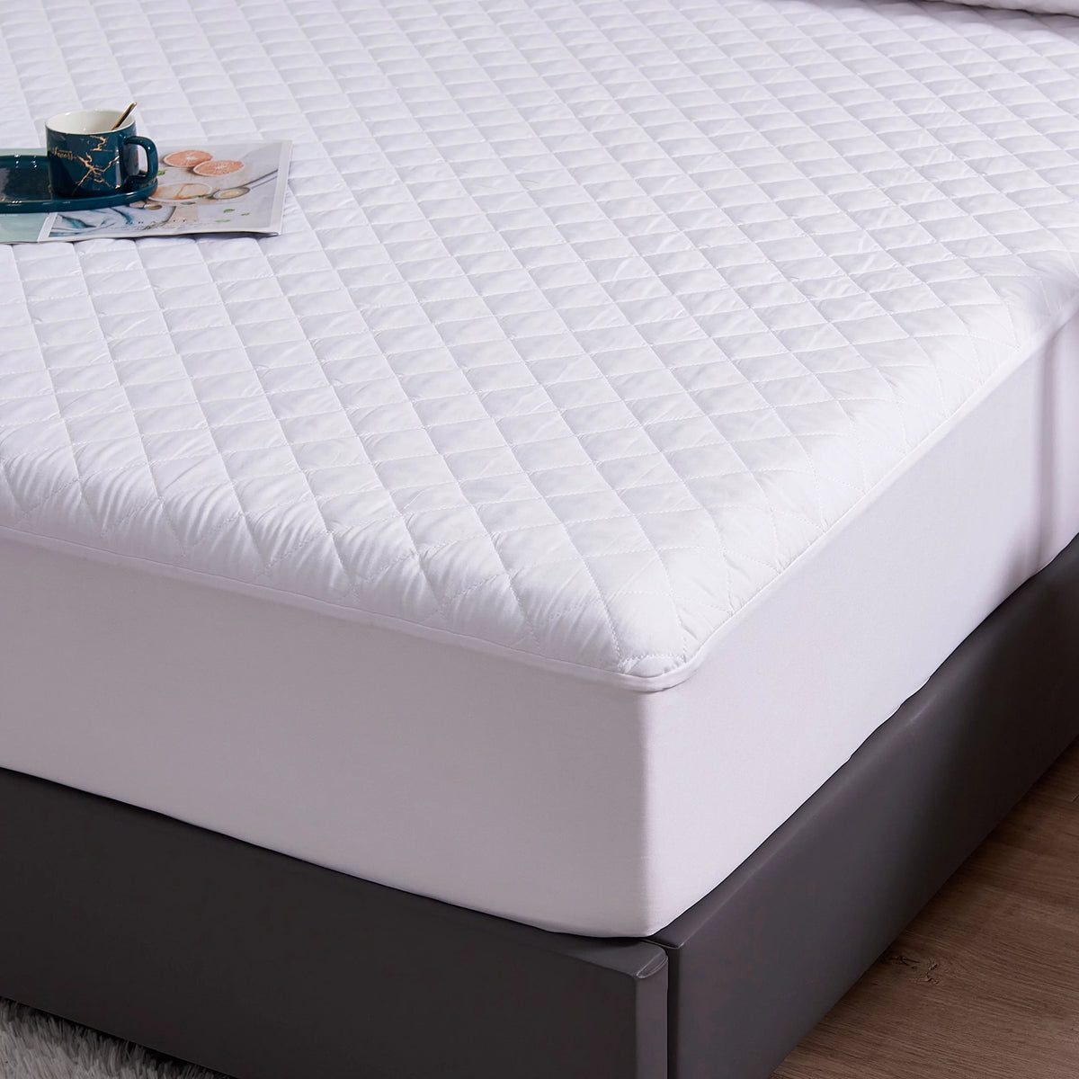 California King Waterproof Quilted Mattress Protector P69498