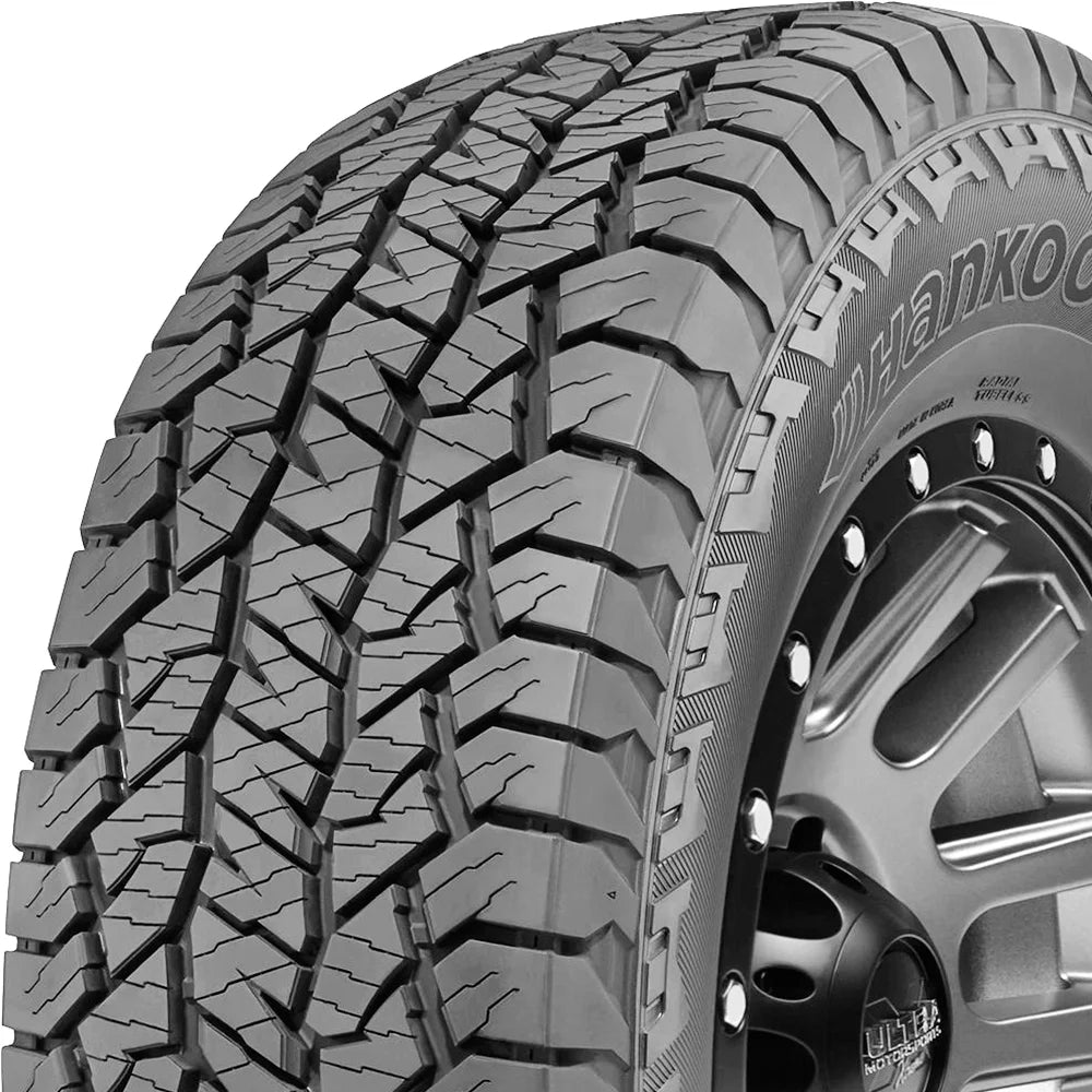 255/70R18 113T Tire V120