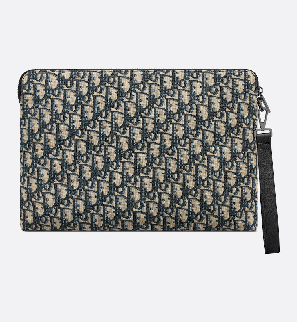 A4 Zipped Pouch Q822544