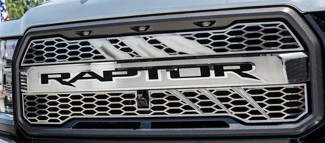 Front Center Grille S534634